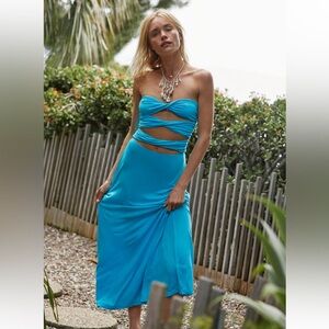 FREE PEOPLE FREEST BEACH COLLECTION MIDI VACATION DRESS FRONT TO BACK